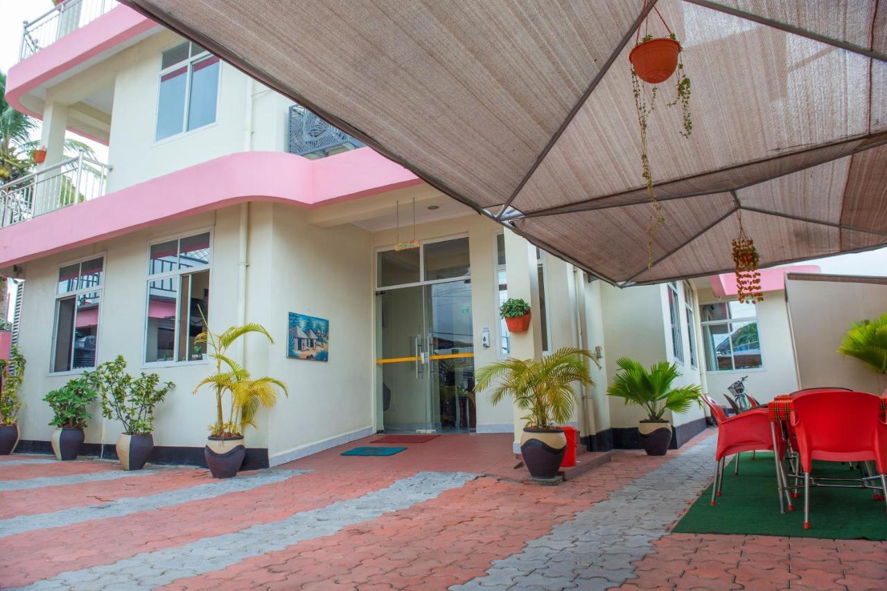 Airport Transit Lodges Dar es Salaam Buitenkant foto