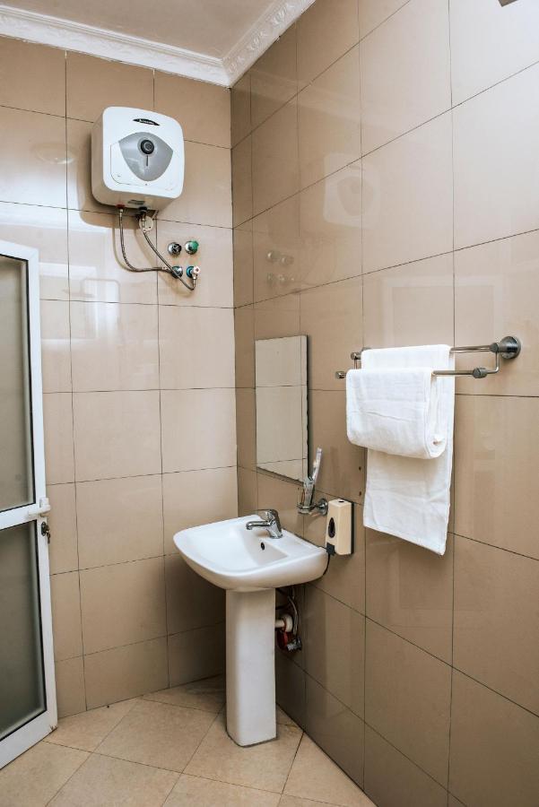 Airport Transit Lodges Dar es Salaam Buitenkant foto